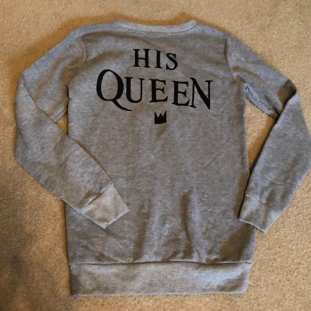 Sweatshirt